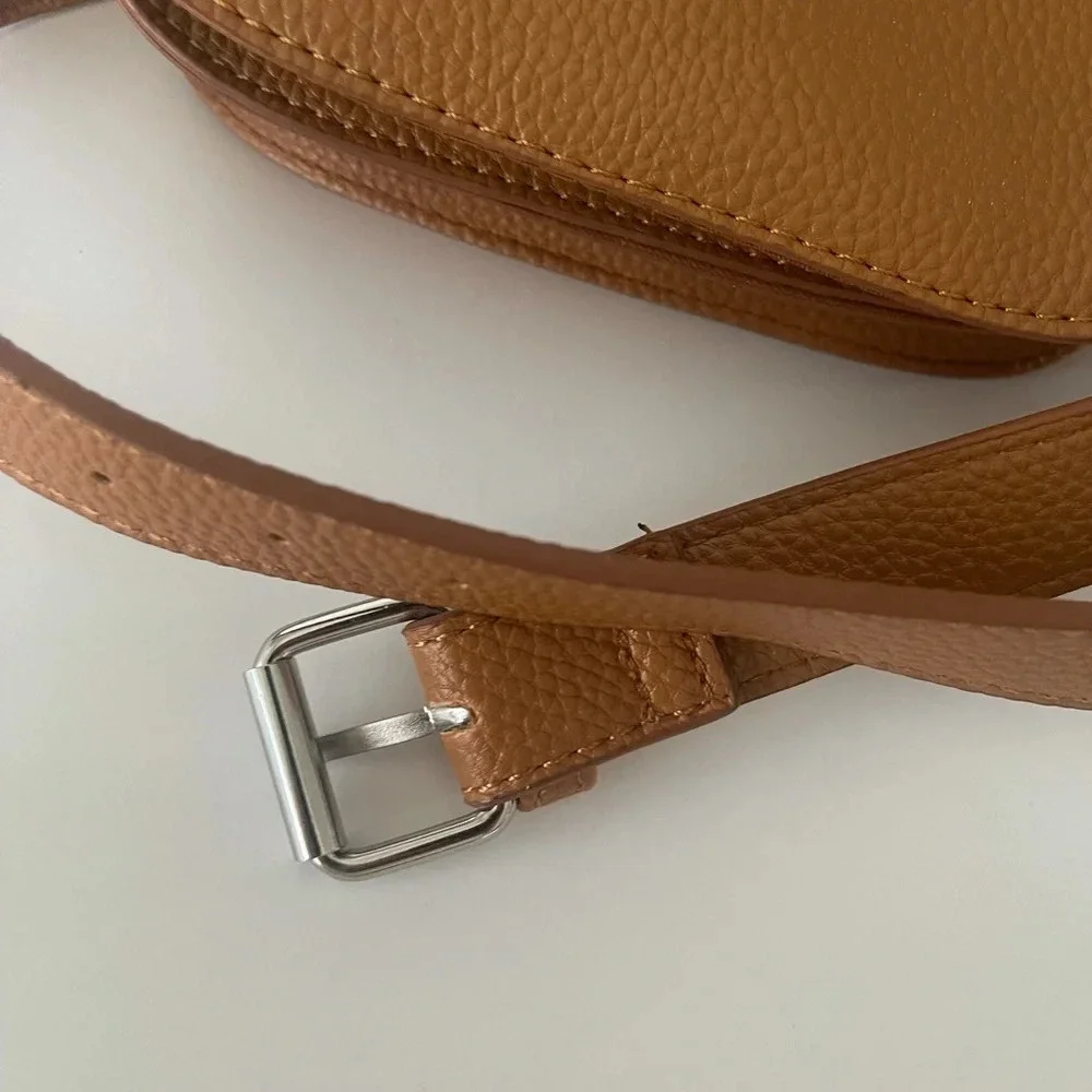 Belted Fanny Pack Belt Bag Tan Size M - Picture 2 of 11